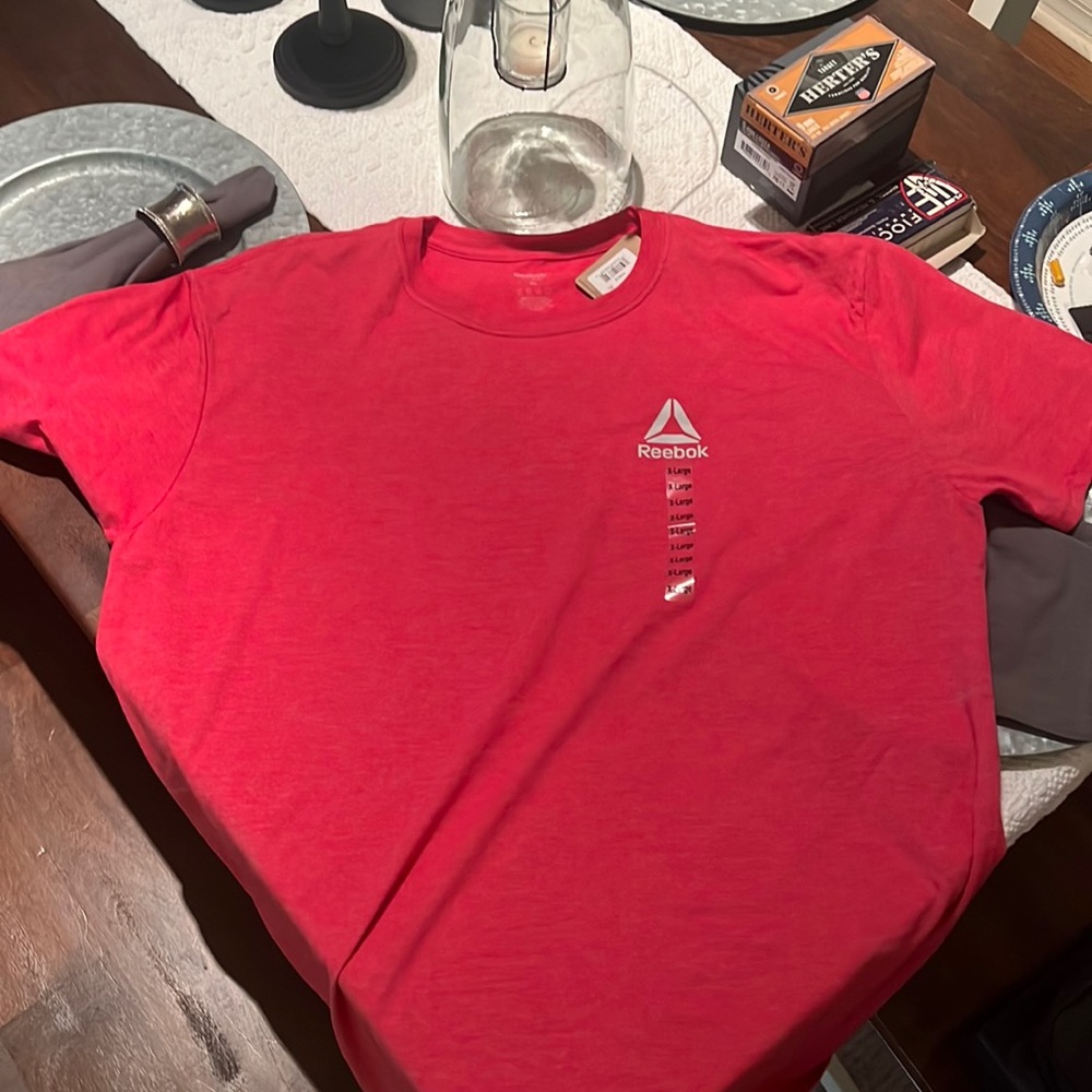Reebok T-shirt